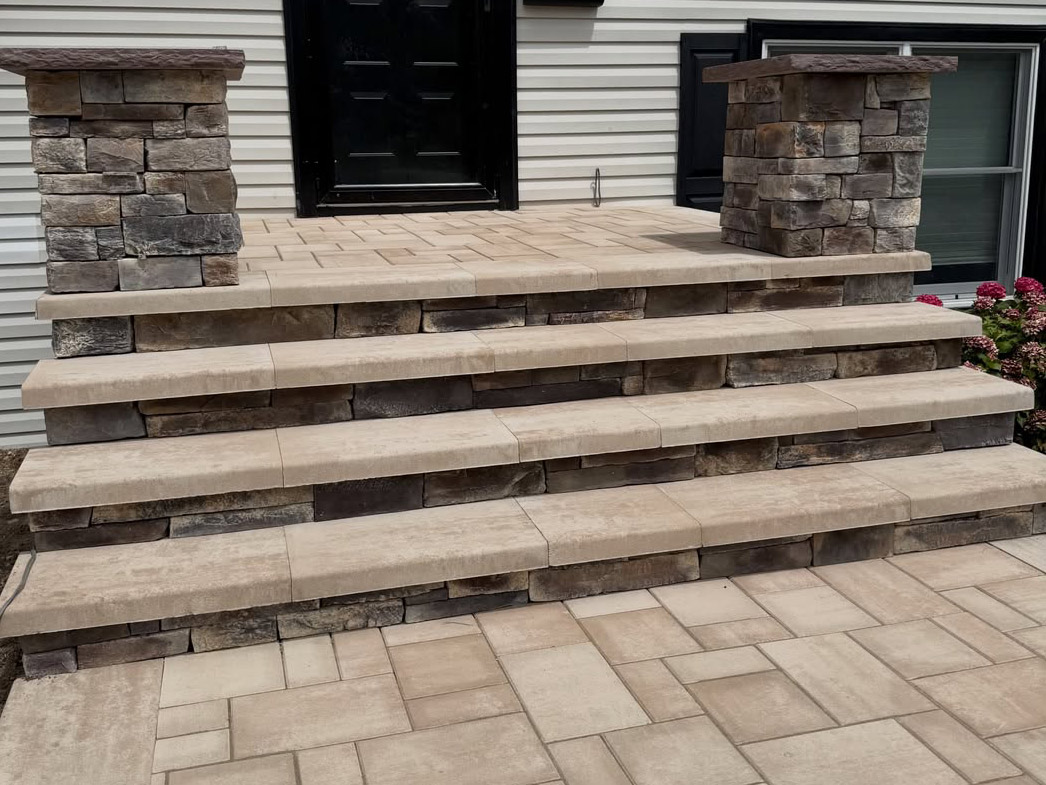 Backyard patio with built in BBQ grill and countertop